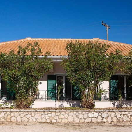 Spacious Studios Lefkada Mountain View Near Beach Dragano Luaran gambar